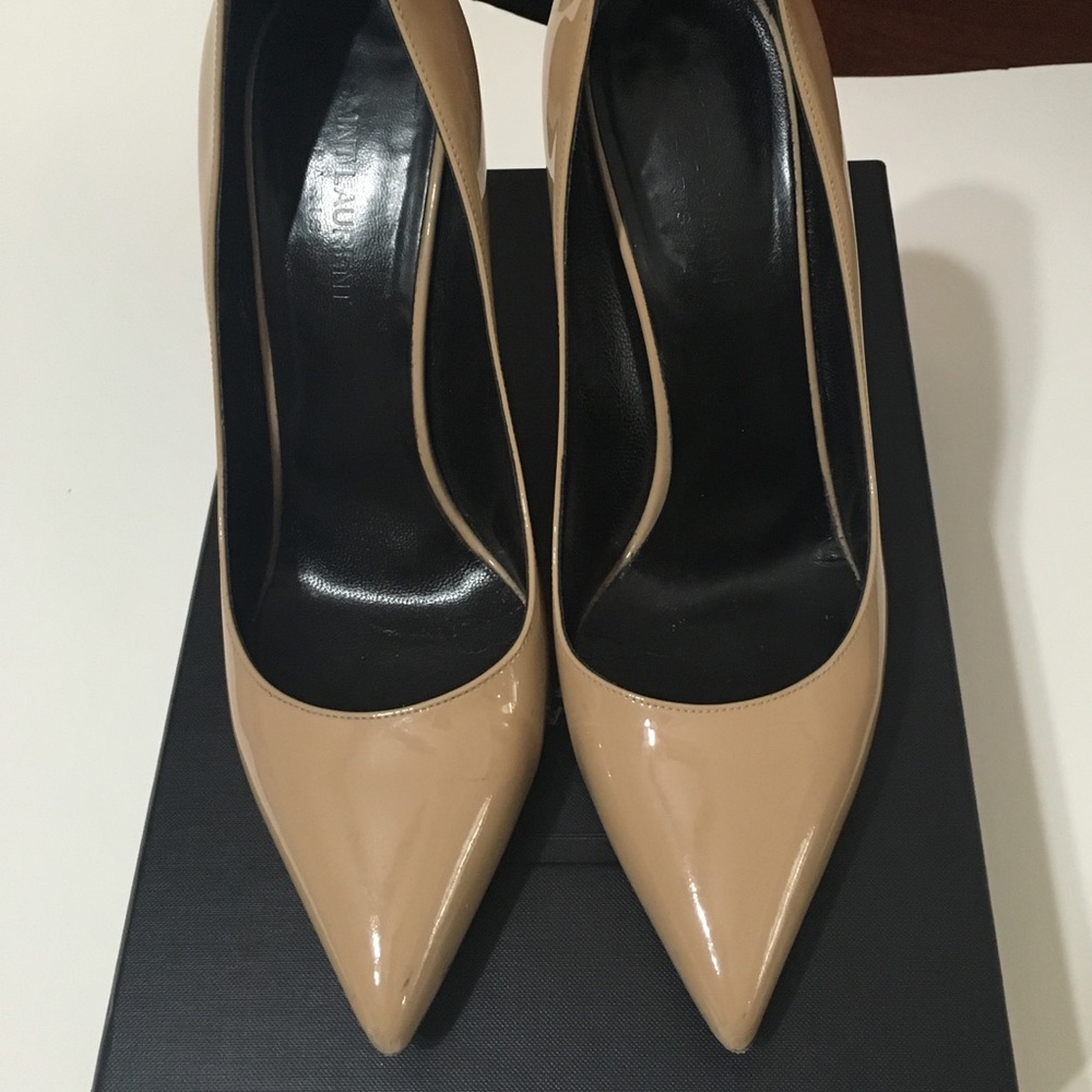 Saint Laurent Paris Pump 39.5 Nude